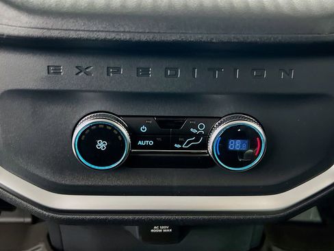 New 2025 Ford Expedition Max Active image 28