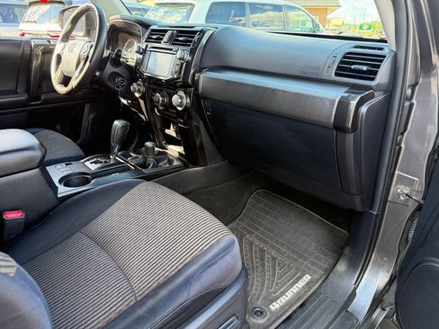 Used 2014 Toyota 4Runner Trail AWD/4WD image 40