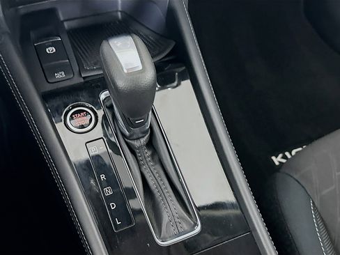 Used 2024 Nissan Kicks SV w/ Exterior Package image 22