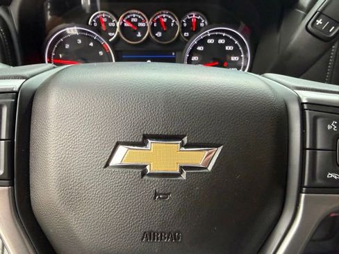 Used 2023 Chevrolet Silverado 2500 LT w/ Convenience Package AWD/4WD image 32