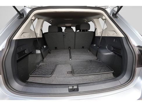 Used 2020 Volkswagen Tiguan S FWD image 18