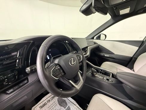 Used 2025 Lexus TX 350 AWD w/ Technology Package image 9