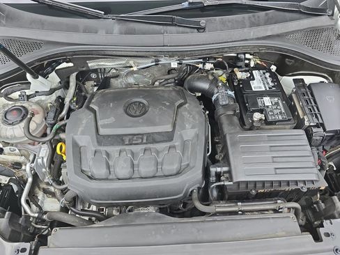Used 2021 Volkswagen Tiguan SE R-Line FWD image 34