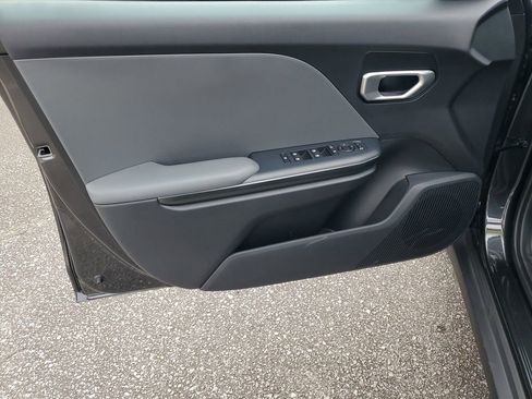 New 2026 Kia K4 LXS image 8