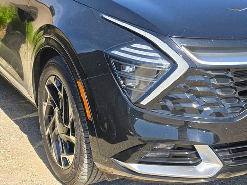 Certified 2023 Kia Sportage SX image 4