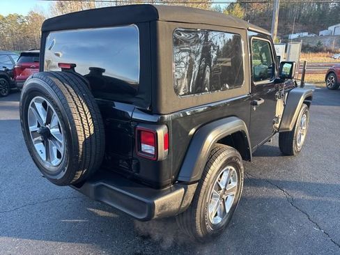 Used 2023 Jeep Wrangler Sport S image 3