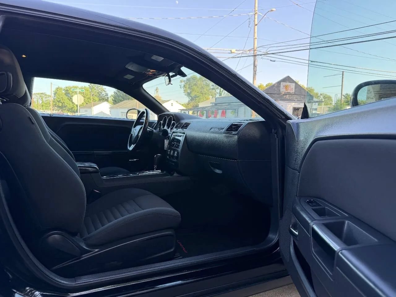 Used 2013 Dodge Challenger SXT RWD image 27