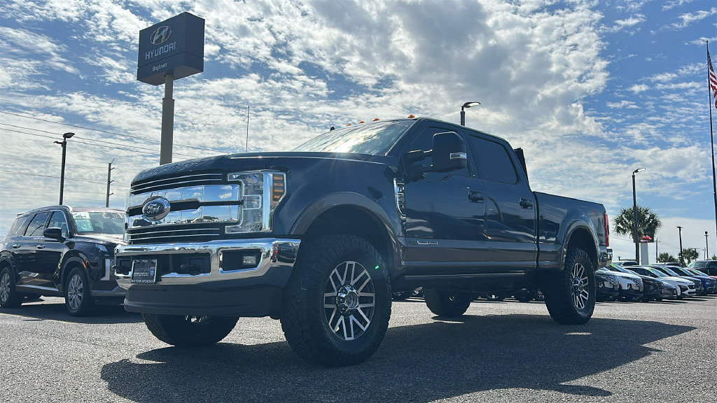 Used 2019 Ford F250 Lariat w/ Lariat Ultimate Package AWD/4WD image 11