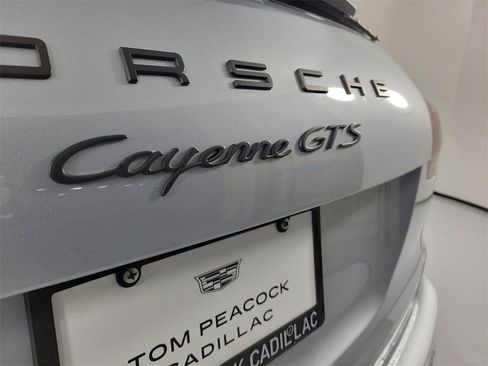 Used 2016 Porsche Cayenne GTS image 5