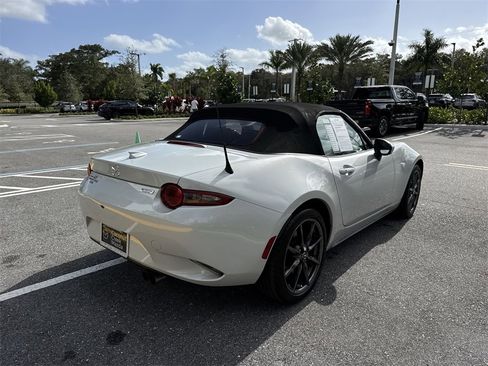 Used 2019 MAZDA MX-5 Miata Grand Touring image 4