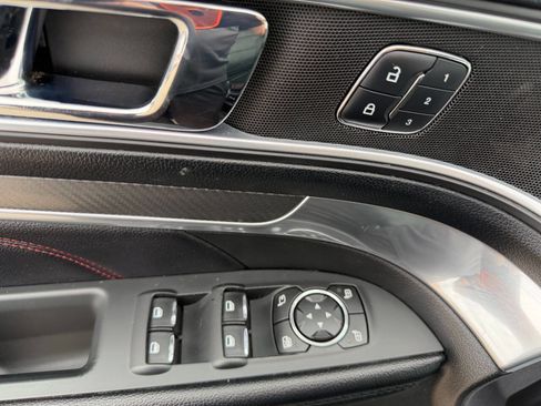 Used 2016 Ford Explorer Sport w/ Equipment Group 401A AWD/4WD image 16