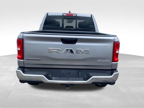 Used 2025 RAM 1500 Big Horn AWD/4WD image 4