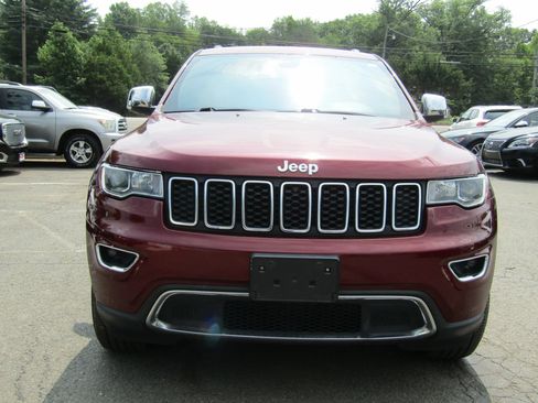 Used 2019 Jeep Grand Cherokee Limited AWD/4WD image 2