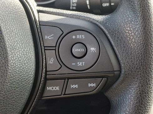 Used 2020 Toyota RAV4 XLE w/ Convenience Package image 23