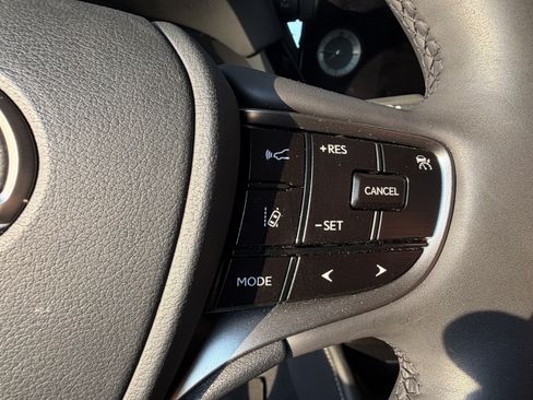 Certified 2023 Lexus ES 350 w/ Premium Package FWD image 19