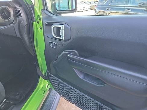 Used 2020 Jeep Wrangler Unlimited Sport S image 75