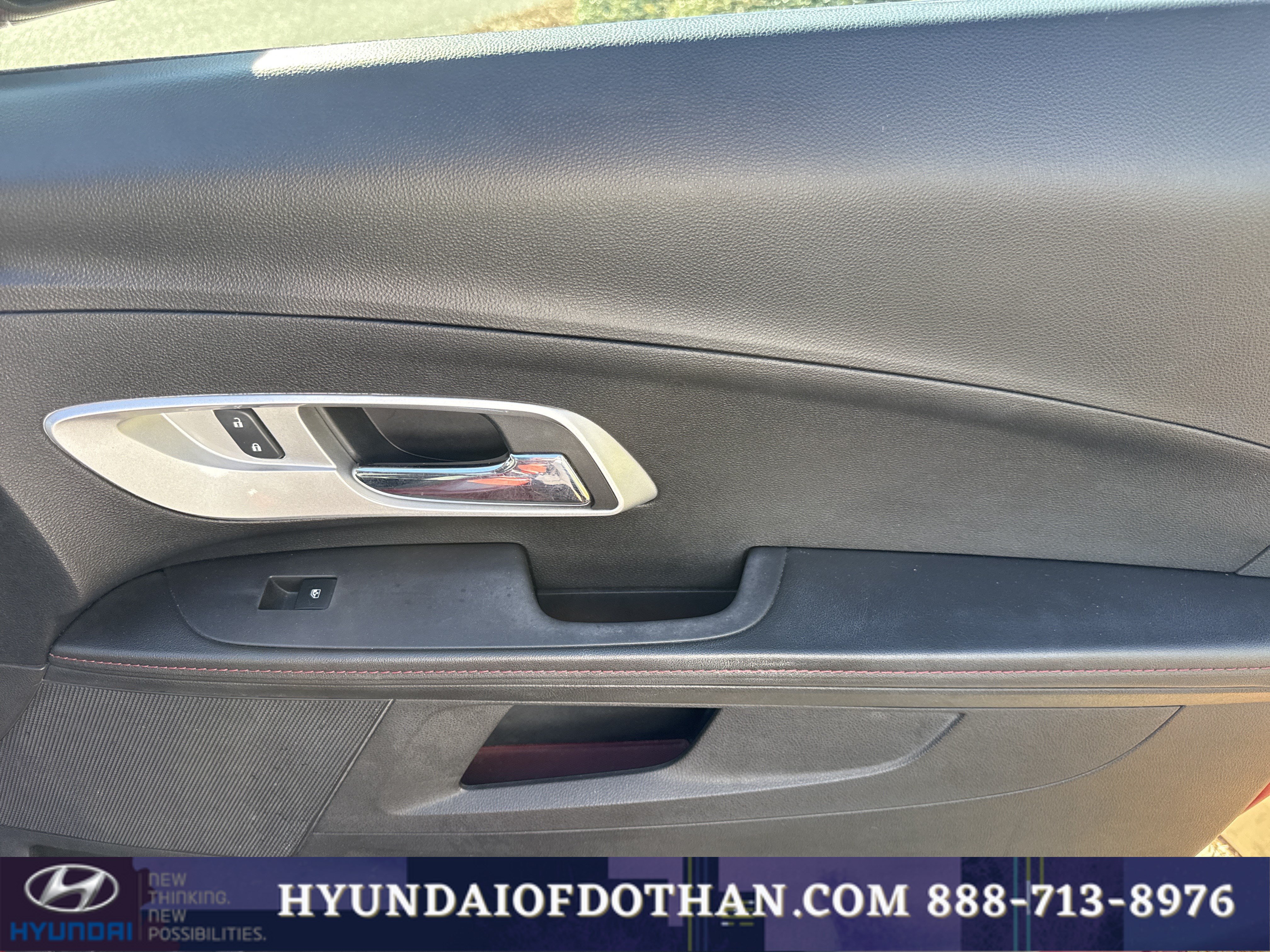 Used 2013 Chevrolet Equinox LT w/ Driver Convenience Package FWD image 18