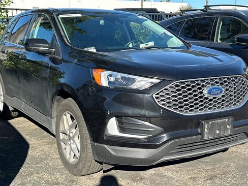 Used 2024 Ford Edge SEL image 2