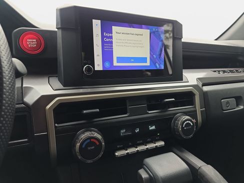 Used 2024 Toyota Tacoma SR5 AWD/4WD image 20