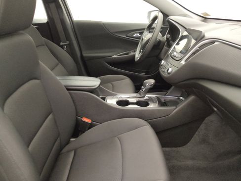 Used 2024 Chevrolet Malibu LT FWD image 21