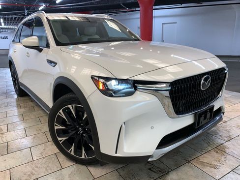 Used 2024 MAZDA CX-90 Plug-In Hybrid w/ Premium Plus AWD/4WD image 5