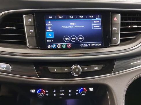 Used 2024 Buick Enclave Premium AWD/4WD image 23