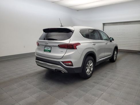 Used 2019 Hyundai Santa Fe SE AWD/4WD image 9