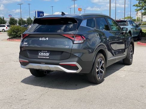 Used 2024 Kia Sportage EX AWD/4WD image 7