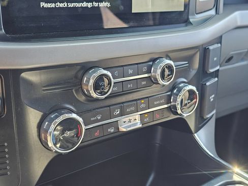 Used 2024 Ford F150 Lightning XLT AWD/4WD image 31