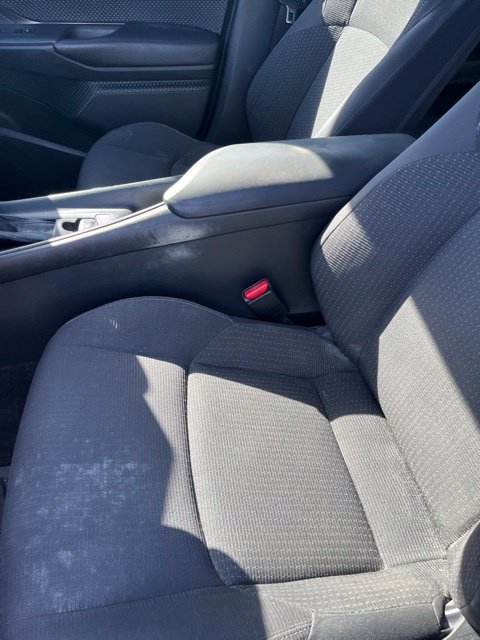Used 2018 Toyota C-HR XLE FWD image 5