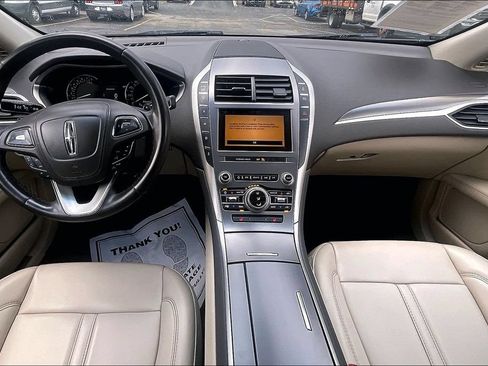Used 2019 Lincoln MKZ Premiere FWD image 14