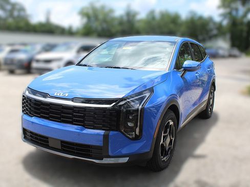 New 2026 Kia Sportage EX FWD image 16
