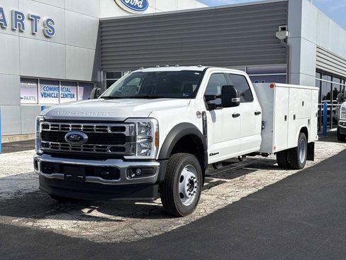New 2026 Ford F550 4x4 Crew Cab image 7