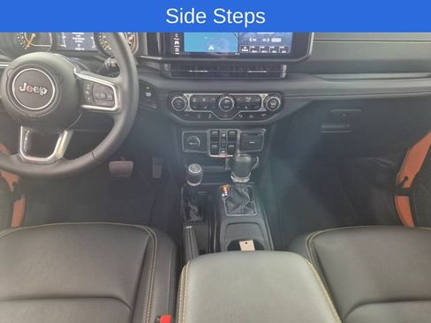 Certified 2025 Jeep Wrangler Unlimited Sahara AWD/4WD image 28