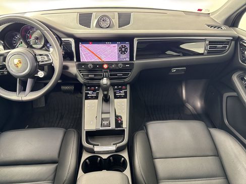 Certified 2026 Porsche Cayenne AWD/4WD image 17