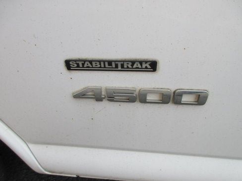 Used 2019 Chevrolet Express 4500 w/ Shuttle Bus Package RWD image 16