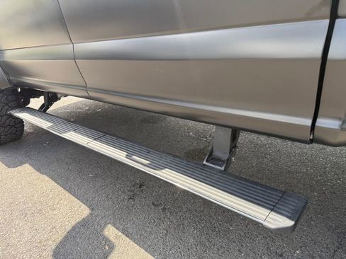 Used 2022 Ford F450 Platinum w/ FX4 Off-Road Package image 33