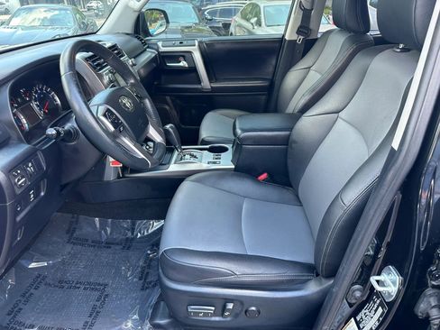 Used 2019 Toyota 4Runner SR5 Premium AWD/4WD image 22