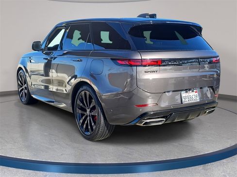 Certified 2025 Land Rover Range Rover Sport Dynamic SE image 7
