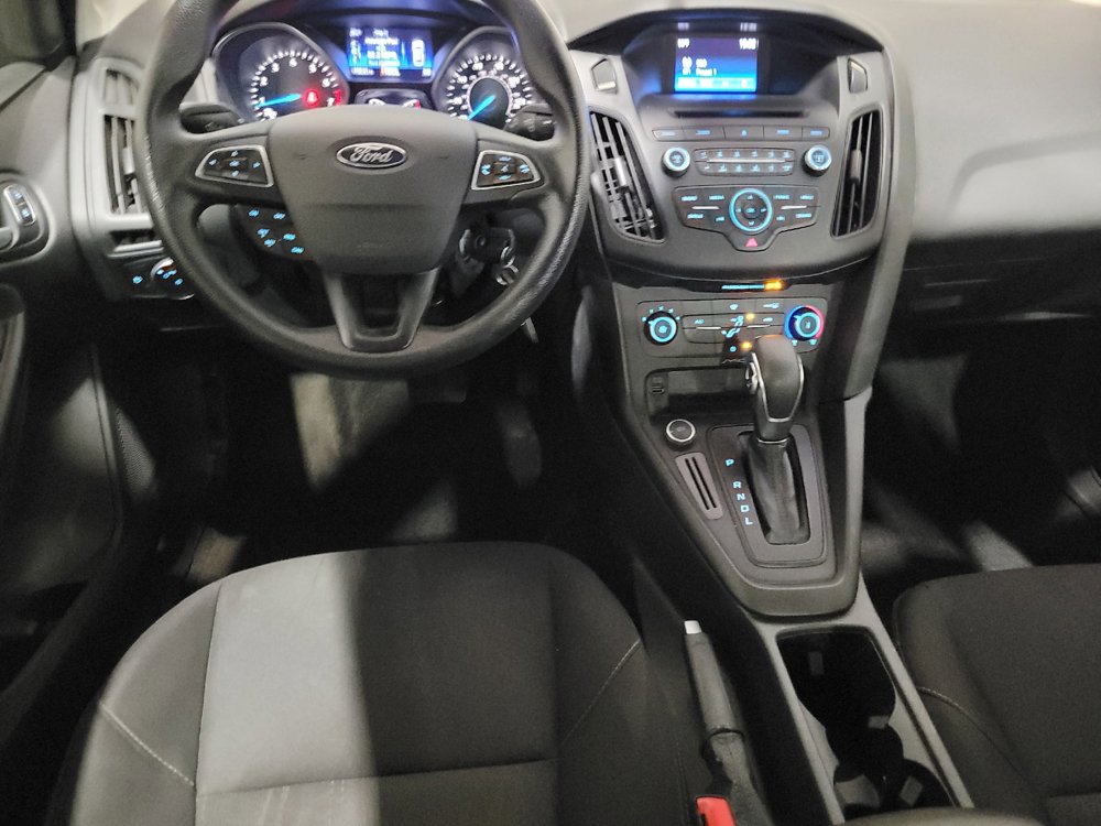 Used 2017 Ford Focus SE FWD image 22