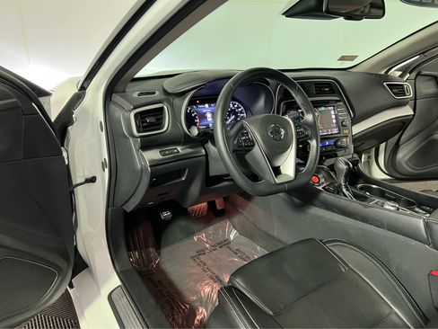 Certified 2022 Nissan Maxima SV w/ Floor Mat Group image 20