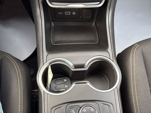 Used 2020 GMC Terrain SLE AWD/4WD image 15