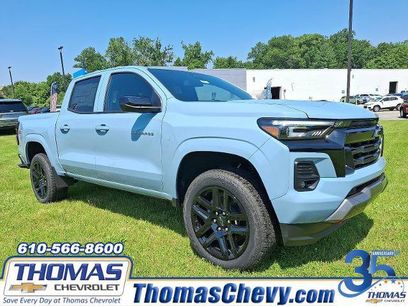 New 2025 Chevrolet Colorado Z71 w/ Z71 Convenience Package 2