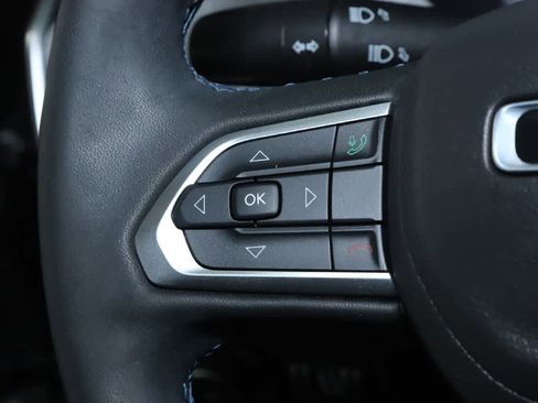 Used 2022 Jeep Compass Latitude image 22