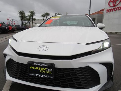 Certified 2026 Toyota Camry SE image 5