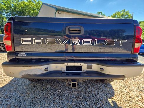 Used 2006 Chevrolet Silverado 1500 W/T RWD image 26