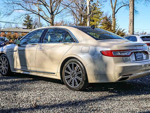 Used 2018 Lincoln Continental Reserve image 4