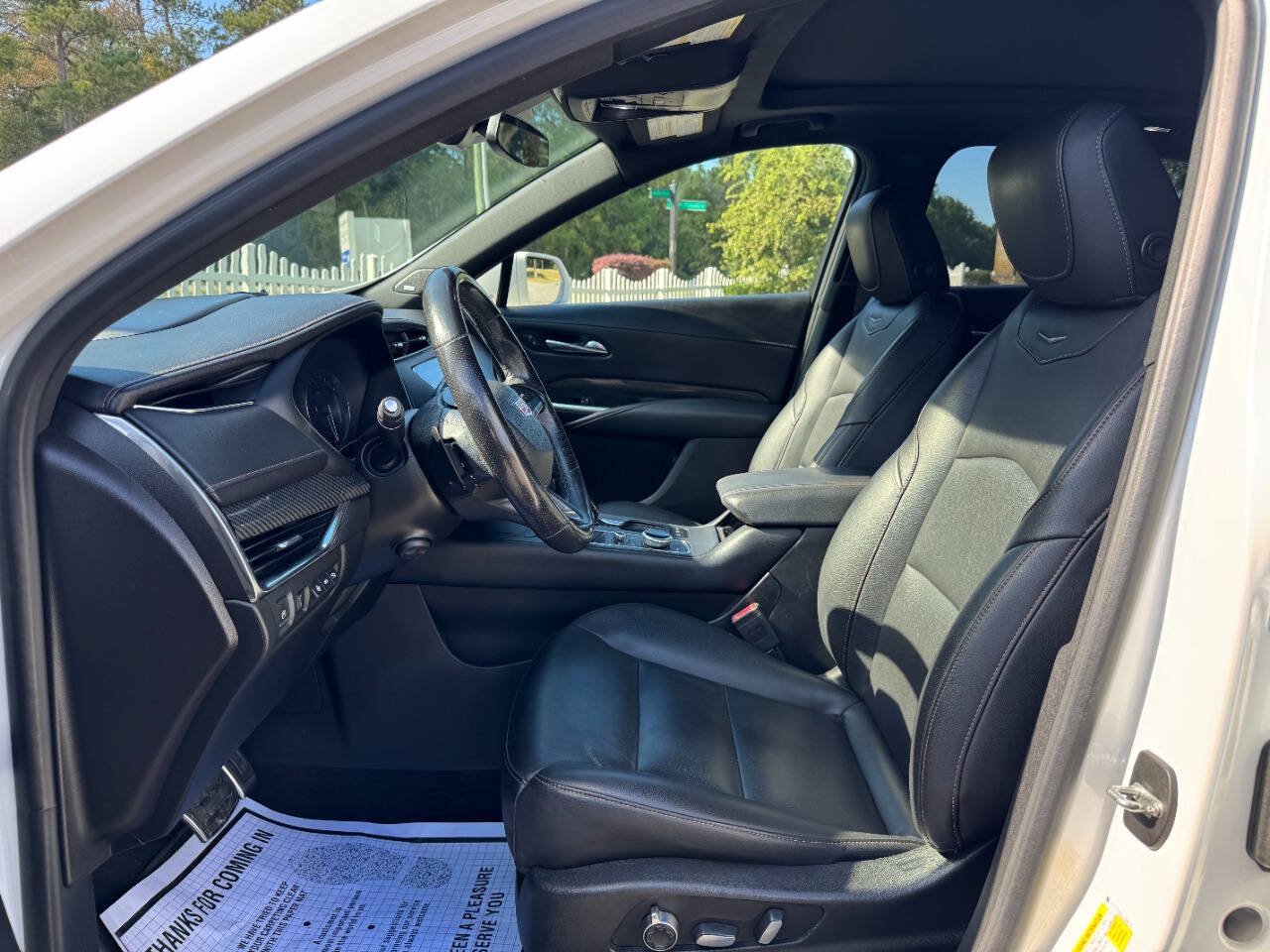 Used 2020 Cadillac XT4 Sport w/ Technology Package AWD/4WD image 10