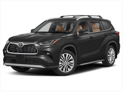 Used 2023 Toyota Highlander Platinum FWD image 1