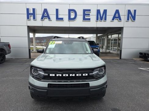 Certified 2022 Ford Bronco Sport Outer Banks w/ Tech Package image 3